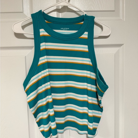 Crop Top - Picture 1 of 1